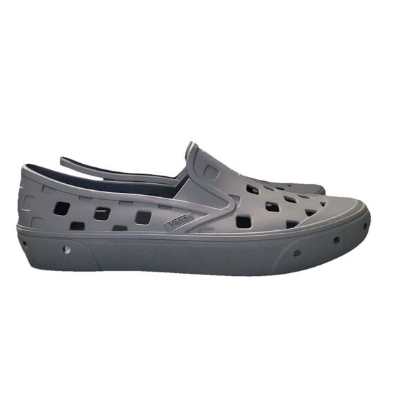 Vans Trek Shoes Black Slip On Sneakers Water Beach Pool Loafers Comfort Youth 3 - Picture 1 of 5